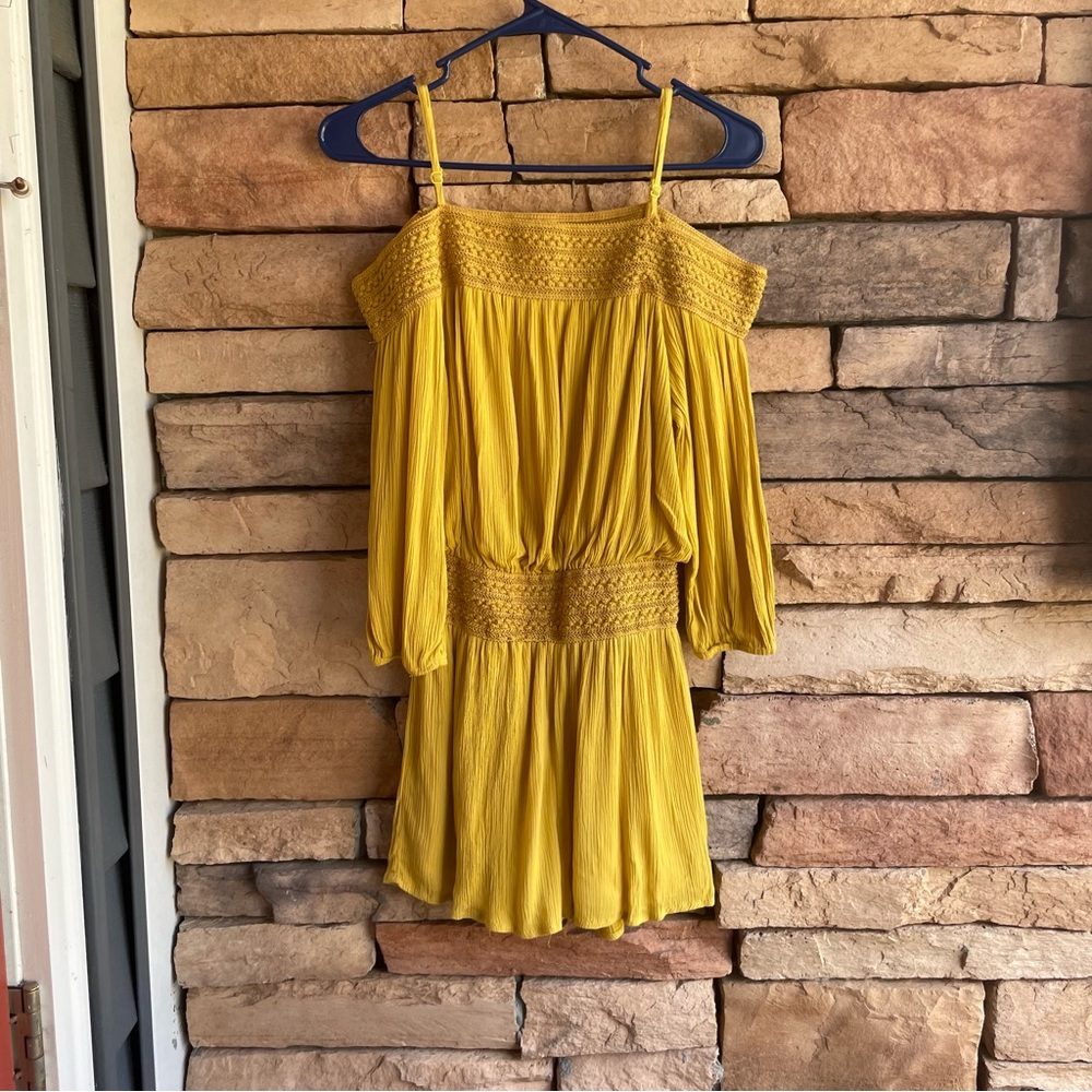 Purple Snow yellow gold crinkle shorts romper Like New Small